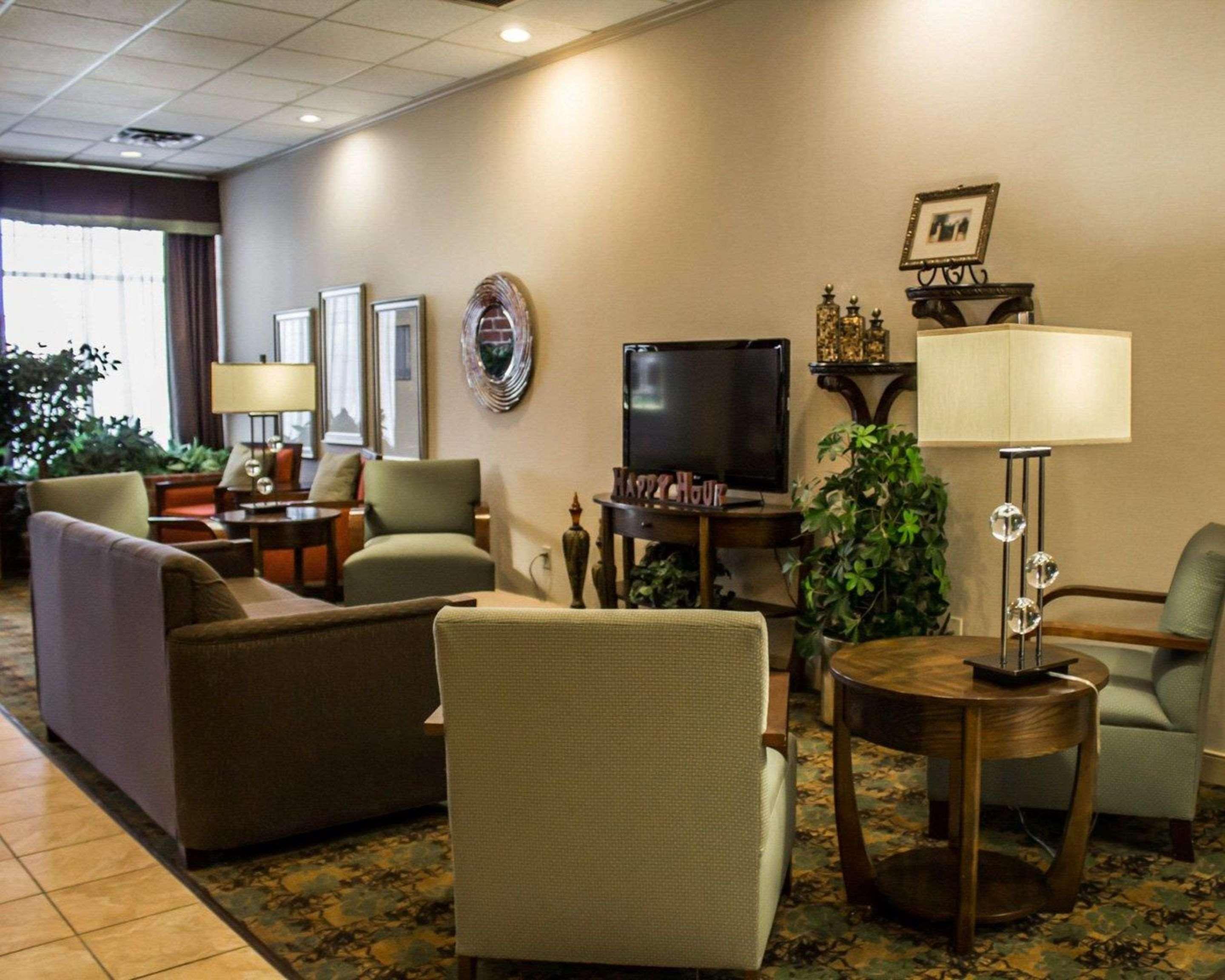 Quality Inn & Suites Mansfield Exterior foto